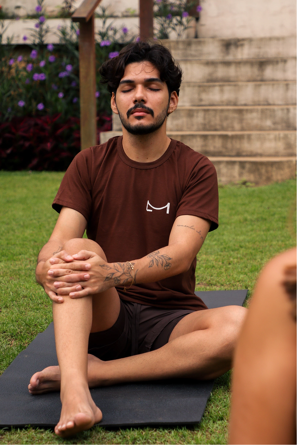 Blusa Mons pintada à mão